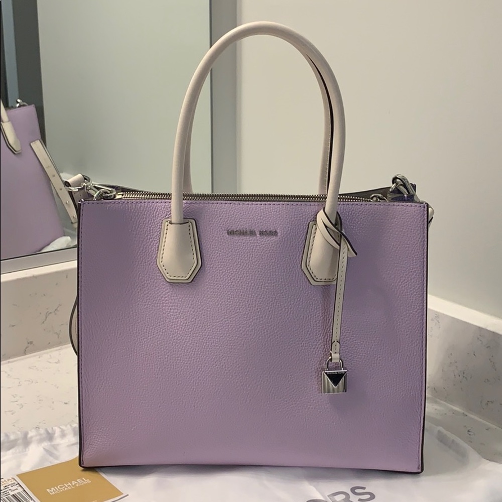 SOLD Michael Kors Mercer Tote